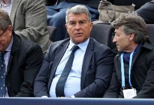 世体：巴萨董事会紧急讨论诺坎普进度，和1亿VIP座位的财务审计