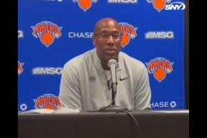 迈克-布朗:进攻停滞拖累了防守 球根本传不起来所有人只是原地看