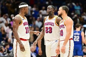 科尔:我们赛季初的赛程非比寻常 库里、追梦与巴特勒显疲态